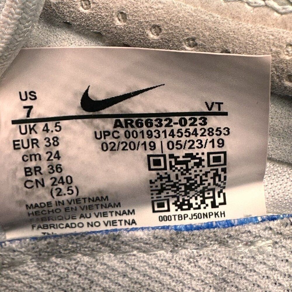 Nike Vapormax White and Pink Athletic Shoes - Picture 8 of 8